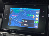 ●Apple Car Play:スマホとの有線接続で、ナビ・オーディオ再生などスマホのアプリ機能が画面でも使える便利機能です!