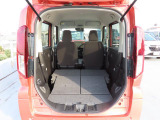 当店中古車は全車保証付です。詳しくはスタッフに尋ねください。