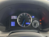 スッキリしたデザインのメーターは運転時の視線移動が少なくて済むので、安全性にも一役かってくれます。