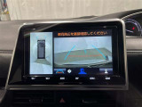 【バックモニター】駐車時に後方がリアルタイム映像で確認できます。大型商業施設や立体駐車場での駐車時や、夜間のバック時に大活躍?