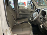 【納車について】納車までの期間は通常約10日〜14日間程頂いております。車両状態や装備品によって期間が変動する場合がございます。お客様のご希望に添えるよう努力致しますのでお気軽にご相談下さいませ