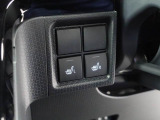 運転席と助手席にはシートヒーターも付いています!