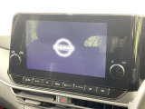 【純正9型ナビ】人気の純正ナビを装備しております。ナビの使いやすさはもちろん、オーディオ機能も充実!キャンプや旅行はもちろん、通勤や買い物など普段のドライブも楽しくなるはず♪