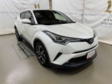 広々とした車内空間に優れた燃費性能。更にデザインも上質で人気のお車です!