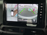 アラウンドビューは4方のカメラで真上から車を見たようにモニタで確認ができる日産自慢の装備です。周辺の安全確認、小さなお子様や障害物も確認できるので、駐車のしやすさだけでなく、事故防止にも役立ちます♪
