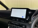 ディスプレイオーディオを装備。スマホとクルマをつなぐことで、これまでのナビに加えて、いろんなサービスが楽しめます。