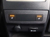 後席シートヒーターを装備しています。