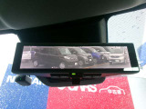 スマートルームミラー付き車です。視認性が良く、夜もしっかり見えます。