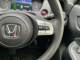【クルーズコントロール】先行車に近づいたら、システムが先行車との距離や速度差を測定し、自動的に加減速。適切な車間距離を維持しながら追従走行します