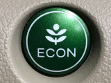 ★ECONスイッチ★ エコドライブを加速しよう!スイッチをONにすると、運転の仕方によるロスを抑え込み燃費をよくするようクルマが頑張ります(*^ー^*)燃費向上にチャレンジ♪