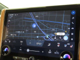 メーカー装着のディスプレイオーディオを装備しております。