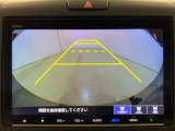 リアカメラ付で、後方をナビ画面で確認。車庫入れも安心です。もちろん、バックギアと連動しています。