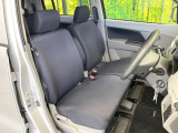 運転席シート廻りは使用感も少なく、良好な状態となっています。前オーナー様が丁寧に使っていたことがよくわかりますね。