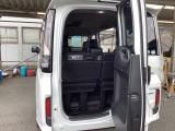 【わくわくゲート】タテ開け・ヨコ開け!自由に使えて便利ですよ♪狭い場所での荷物の積み下ろしもラクラク♪