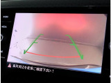バックカメラ トラフィックアラートで苦手な駐車も楽々できます.