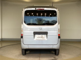 ご納車までの期間ですが、県内のお客様は1、2週間、県外のお客様は2、3週間ほどでご納車が可能となります。但し、お支払いや書類の状況によっては多少の前後もありますので、その際には何卒ご了承下さい。