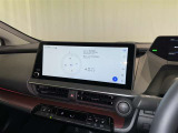 ディスプレイオーディオを装備。スマホとクルマをつなぐことで、これまでのナビに加えて、いろんなサービスが楽しめます。