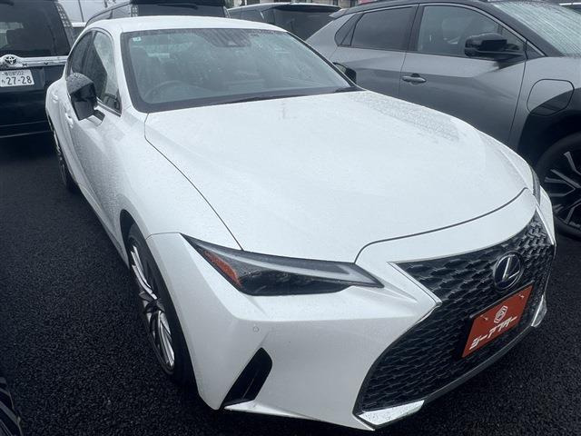 IS 300h バージョンL 禁煙車 純正10.3インチナビ フルセグTV