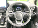 【純正革巻きステアリング】上質な革を使用することで、手にしっかり馴染みとても運転しやすいハンドルです♪