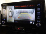 バックモニター付なので後退時に後方が見えるので安心。 車は構造上、死角がたくさんなので万が一を考えると必須ですね。 あくまで補助の為の装備、バックは目視で確認する事が重要ですよ。