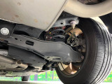 お車を安心してお乗りいただく為には、足回りの定期点検が欠かせません。サービスサポート(有償保証)では無料点検もご提供しており、安心のカーライフをお過ごしいただけるサポート体制が整っています。
