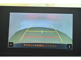 バックガイドモニターで、後方を確認しながら安心して駐車することができます。運転初心者も熟練者も必須の機能ですよ!