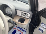 運転席ドリンクホルダーです。