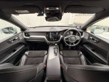 XC60 T6 AWD Rデザイン 4WD 