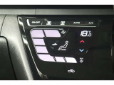 室内を快適温度にするオートエアコン!スイッチもシンプルで操作しやすく、オールシーズン快適なドライブに出かけられますね♪
