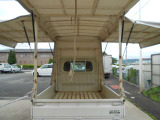 荷台内寸約200x142x178