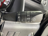 【オートライト(AUTO)】外の明るさをシステムが感知して、自動でヘッドライトが点灯します!ヘッドライトをつけ忘れを防ぐ便利機能です。