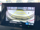 【バックカメラ】駐車時に後方がリアルタイム映像で確認できます。大型商業施設や立体駐車場での駐車時や、夜間のバック時に大活躍!運転スキルに関わらず、今や必須となった装備のひとつです!
