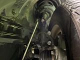 お車を安心してお乗りいただく為には、足回りの定期点検が欠かせません。サービスサポート(有償保証)では無料点検もご提供しており、安心のカーライフをお過ごしいただけるサポート体制が整っています。