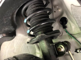 お車を安心してお乗りいただく為には、足回りの定期点検が欠かせません。サービスサポート(有償保証)では無料点検もご提供しており、安心のカーライフをお過ごしいただけるサポート体制が整っています。