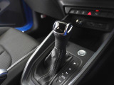 そのモデルの特性に合わせたトランスミッションを採用することにより、駆動力への伝達効率が高く、燃費性能にも大きく寄与しています。詳しくは0078-6002-900146中古車スタッフまで
