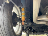 お車を安心してお乗りいただく為には、足回りの定期点検が欠かせません。サービスサポート(有償保証)では無料点検もご提供しており、安心のカーライフをお過ごしいただけるサポート体制が整っています。