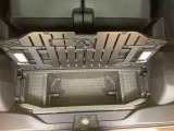 WEB掲載時にはお車に付いている装備と、様々な写真をたくさん載せるように心がけております。1台1台特徴をとらえたキャッチコメントを掲載しています。