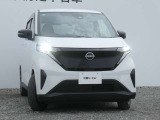 LEDヘッドライトです。ハイビームアシスト・ヘッドランプをハイビームにして走行中、前方の対向車や先行車がいたり、明るい場所を走行すると自動でロービームになります。