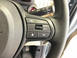クルーズコントロールを装備しています。高速道路などで一定の速度で走ってくれるので運転が楽ですよ!速度を設定できますので、スピードの出しすぎにも注意できます。