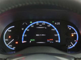 とっても見やすいメーターです。夜間時はラグジュアリーな気分にさせてくれる照明が魅力ですので、夜のドライブも楽しみになりますよ♪