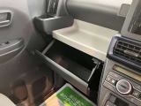 店内では季節で変わるダイハツオリジナルの美味しいスイーツとドリンクでおもてなしいたします。