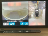 マルチビューカメラシステムです。周囲の状況を多彩なビューでナビ画面に表示します。駐車場や見通しの悪い交差点での安心感を高めます♪