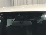 【衝突被害軽減ブレーキ】前方の車両や横断する歩行者などを検知した時、衝突回避や被害軽減をサポートします!!