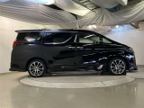 当社でご購入頂いた全ての車両はご納車前、エンジンオイル交換・ワイパーゴム・ブレーキ点検・調整・その他確認の上ご納車いたします。