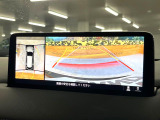 【360&deg;ビューモニター】専用のカメラにより、上から見下ろしたような視点で360度クルマの周囲を確認することができます☆死角部分も確認しやすく、狭い場所での切り返しや駐車もスムーズに行えます。