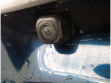 バックカメラが付いているので後方確認が非常にしやすいです。今や運転初心者も熟練者も必須装備!ついていて損はないですね♪