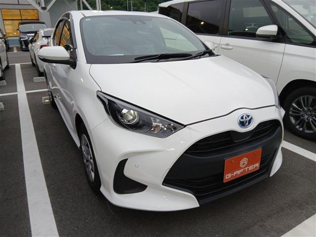 ヤリス 1.5 ハイブリッド X 禁煙車 純正ディスプレイオーディオ