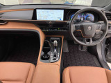 クラウンスポーツ 2.5 Z E-Four 4WD 