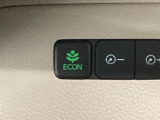 ★ECONスイッチ★ エコドライブを加速しよう!スイッチをONにすると、運転の仕方によるロスを抑え込み燃費をよくするようクルマが頑張ります(*^ー^*)燃費向上にチャレンジ♪