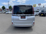 トヨタ ノア G 4WD/車中泊仕様/天吊りモニター/フルセグナビゲーション/バックモニター/両側電動スライドドア/ETC2.0/クルーズコントロール/シートヒータ/リヤクーラ/トヨタセーフティセンス